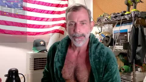 Snapshot of badnightwolf chatting on 09.09.25 Silver online show from 09.09.25