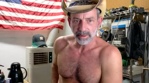 Snapshot of badnightwolf chatting on 09.11.25 Silver online show from 09.11.25