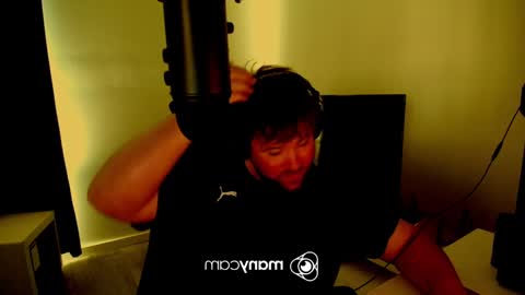 Snapshot of baftez chatting on 02.02.25 Baffels online show from 02.02.25