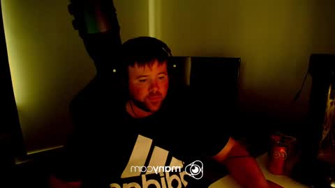 Snapshot of baftez chatting on 02.23.25 Baffels online show from 02.23.25