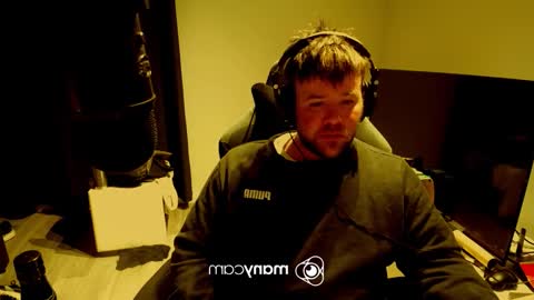 Snapshot of baftez chatting on 10.05.25 Baffels online show from 10.05.25