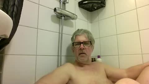 baggelina75 online show from 04.22.26