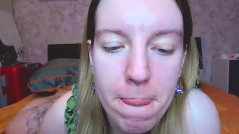 holly online show from 02.01.26