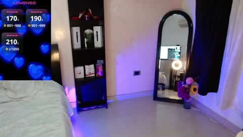 Snapshot of bailarina_atrevida chatting on 12.11.24 sandra online show from 12.11.24