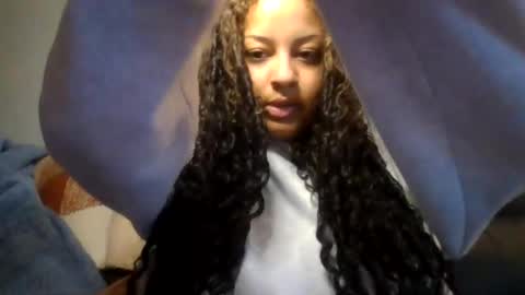 Snapshot of baileymadz chatting on 06.23.26 baileymadz online show from 06.23.26