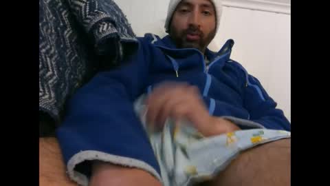 Snapshot of bakkis chatting on 01.02.25 bakkis online show from 01.02.25