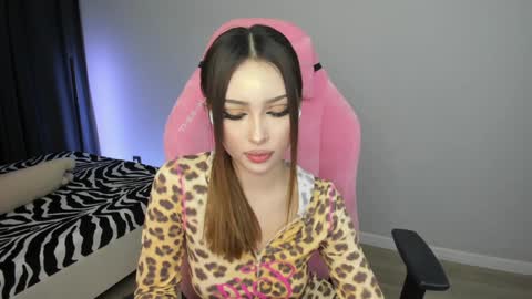 Snapshot of baklajan1907 chatting on 01.09.25 Baklajan online show from 01.09.25