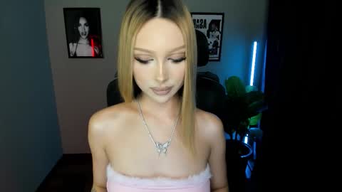 Snapshot of baklajan1907 chatting on 09.11.25 Baklajan online show from 09.11.25