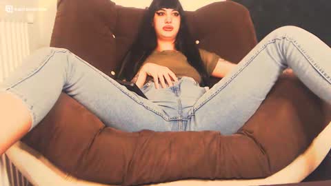 Snapshot of balleyfire chatting on 02.21.25 Amy online show from 02.21.25