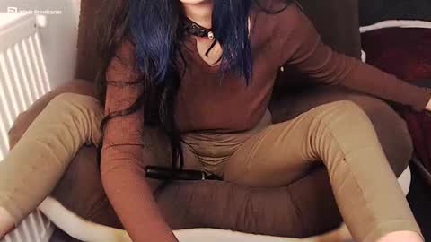 Snapshot of balleyfire chatting on 09.28.25 Amy online show from 09.28.25