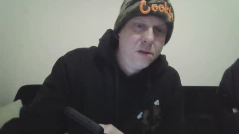 Snapshot of ballzrockwell chatting on 02.21.25 ballzrockwell online show from 02.21.25