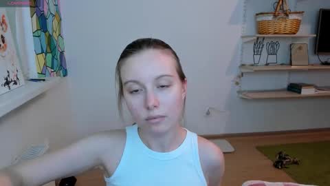 Kira online show from 10.14.25