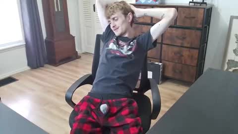 Snapshot of bambam1400 chatting on 10.14.25 bambam1400 online show from 10.14.25