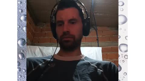 Snapshot of banana_argen_15 chatting on 12.17.24 Ezequiel online show from 12.17.24