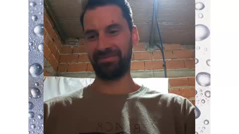 Snapshot of banana_argen_15 chatting on 12.23.24 Ezequiel online show from 12.23.24