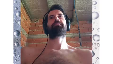 Snapshot of banana_argen_15 chatting on 01.15.25 Ezequiel online show from 01.15.25