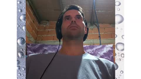 Snapshot of banana_argen_15 chatting on 01.19.25 Ezequiel online show from 01.19.25