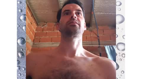 Snapshot of banana_argen_15 chatting on 01.20.25 Ezequiel online show from 01.20.25