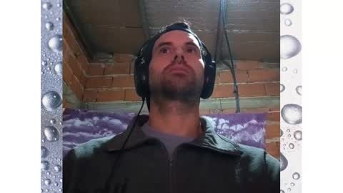 Snapshot of banana_argen_15 chatting on 03.08.25 Ezequiel online show from 03.08.25