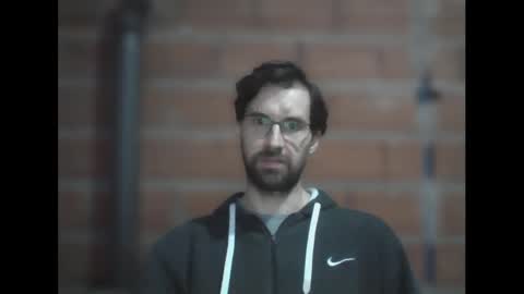 Snapshot of banana_argen_15 chatting on 09.30.25 Ezequiel online show from 09.30.25