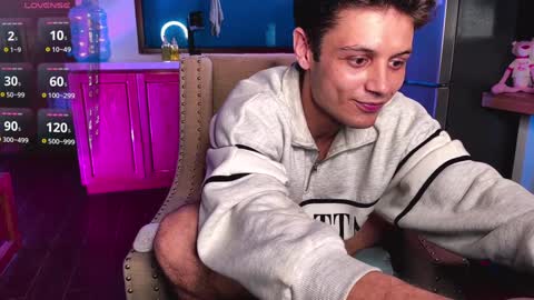 Chill online show from 12.12.24