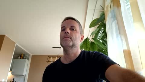 Snapshot of bananasplit1900 chatting on 12.01.25 bananasplit1900 online show from 12.01.25