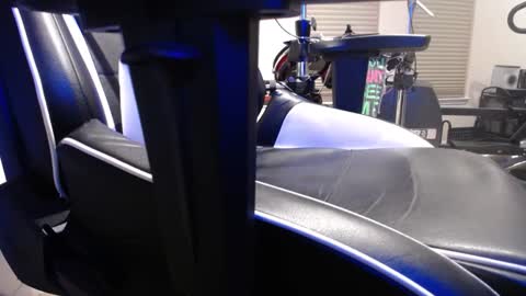 Snapshot of baneisher chatting on 02.20.25 Baneisher online show from 02.20.25