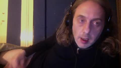 bangintoleather online show from 03.08.25