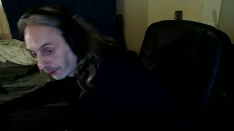 bangintoleather online show from 04.16.26