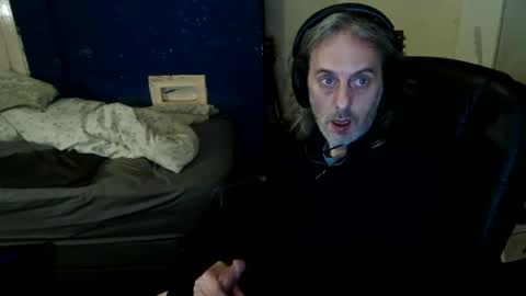 Snapshot of bangintoleather chatting on 05.06.26 bangintoleather online show from 05.06.26