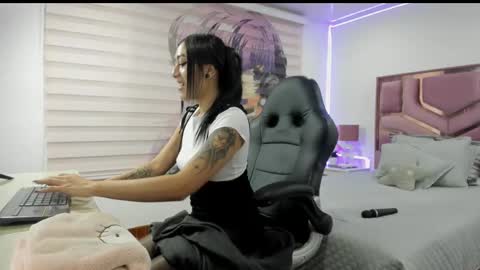 Snapshot of baphy_baby chatting on 02.22.25 Gabi online show from 02.22.25