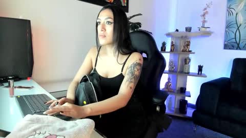 Gabi  online show from 10.15.25