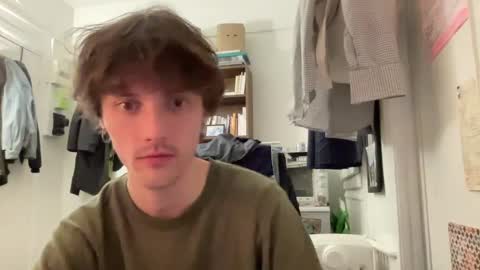 Snapshot of baptisteriviere chatting on 02.05.25 baptisteriviere online show from 02.05.25