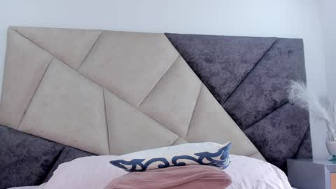 Snapshot of barbaraknox_ chatting on 12.23.24 Barbara  online show from 12.23.24