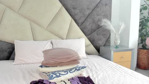 Snapshot of barbaraknox_ chatting on 12.26.24 Barbara  online show from 12.26.24