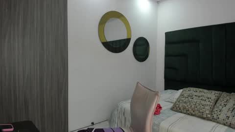 Snapshot of barbaraknox_ chatting on 01.08.25 Barbara  online show from 01.08.25