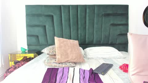 Snapshot of barbaraknox_ chatting on 01.12.25 Barbara  online show from 01.12.25