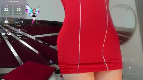 Snapshot of barbaraknox_ chatting on 10.12.25 Barbara  online show from 10.12.25