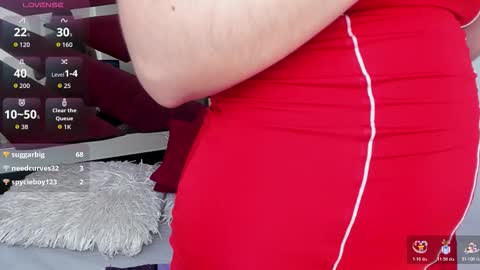 Snapshot of barbaraknox_ chatting on 10.25.25 Barbara  online show from 10.25.25