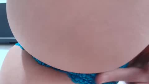 Barbi Bentley online show from 01.17.25