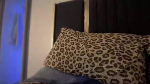 A I K O online show from 09.27.25