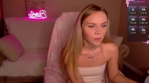 Lilli 3 online show from 11.13.25