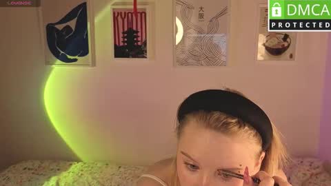 Snapshot of barbie_staze chatting on 02.28.26 Barbie Staze online show from 02.28.26