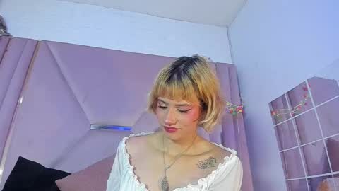 Snapshot of barbieambarx chatting on 06.04.26 Barbie online show from 06.04.26