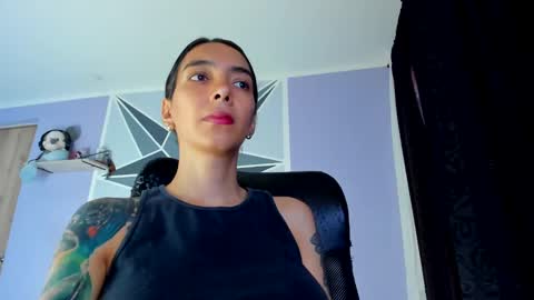 Snapshot of barbiecumhott chatting on 12.08.24 barbiecumhott online show from 12.08.24