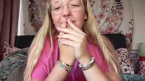 barbiegirl966 online show from 10.05.25