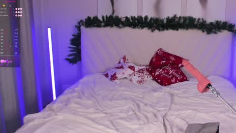Snapshot of barbielina_ chatting on 12.14.24 Emma online show from 12.14.24