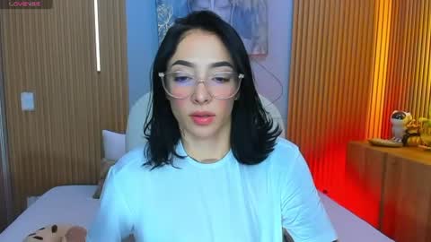 Snapshot of barbiie_scoth chatting on 06.17.26 Barbie Scot online show from 06.17.26