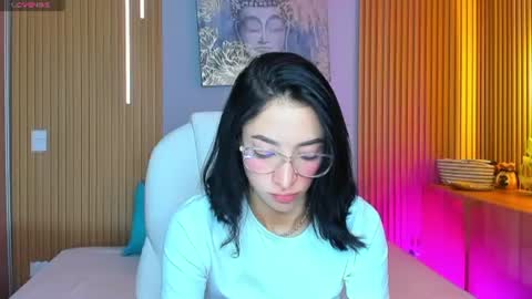 Snapshot of barbiie_scoth chatting on 06.25.26 Barbie Scot online show from 06.25.26