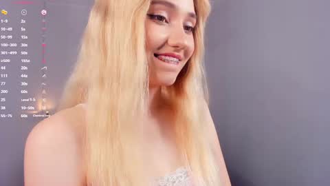 Snapshot of barbimia chatting on 06.09.26 Mia online show from 06.09.26